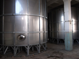 Резервуары 350 м3 (5х70) для винзавода